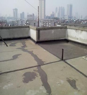 疏附漏水维修 楼顶漏水是什么原因，楼顶漏水维修方法是什么?